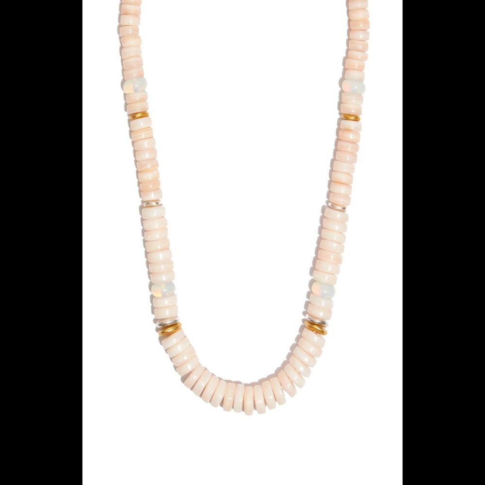Mother-of-Pearl Beaded Necklace
MADEWELL NEW